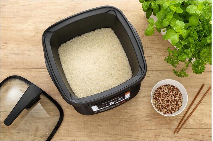 Actual product image Sencor Freezer SFR 9300BK