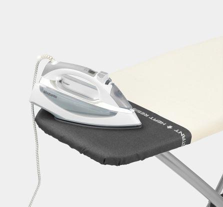 Produktbild Brabantia Ironing Board Heat Resistant Parking Zone (135 x 45 cm)