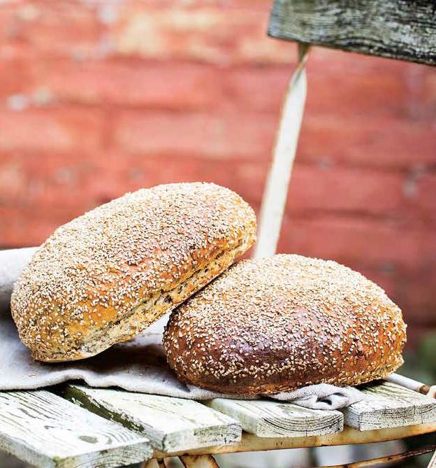 Immagine prodotto Hygge Skandinavisches Brot. Einfache und leckere Rezepte für Brot, Brötchen und Aufstriche (Tedesco, Mette Ankarloo, 2017)