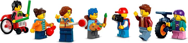 Image du produit LEGO École avec bus scolaire (60329, LEGO City)