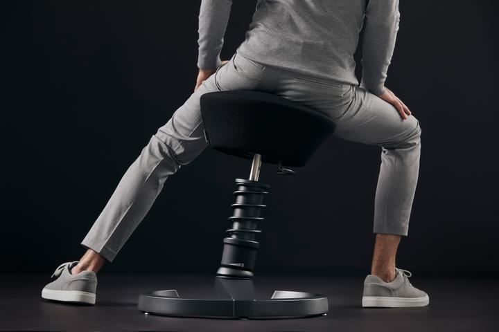 Actual product image Aeris Stool Swopper 102HBSTBK black/green, with castors