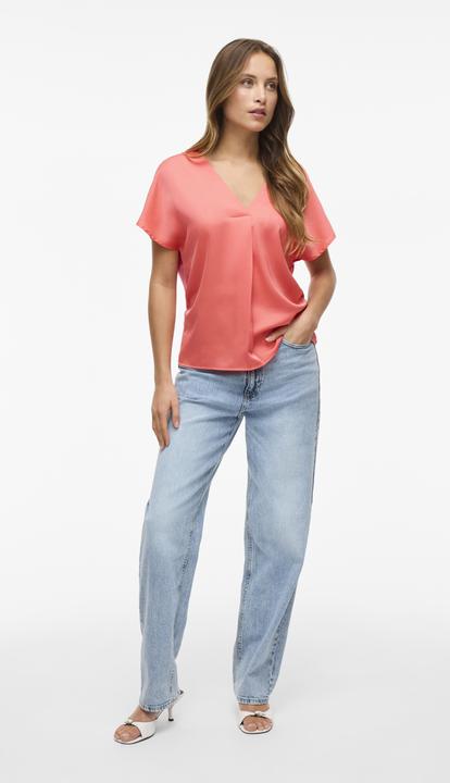 Actual product image Vila V-neck top with short sleeves (36)