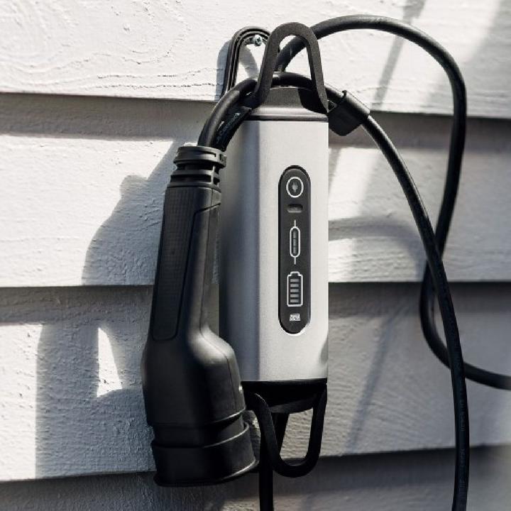 Produktbild Defa eMove Mobiles Ladegerät (Typ 2, 2.30 kW, 10 A, Typ 13)
