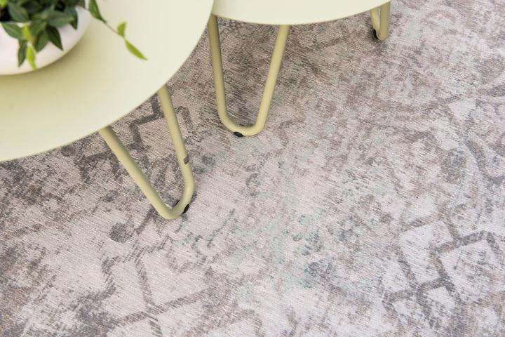 Actual product image Louis de Poortere Fading World Babylon (170 x 240 cm)