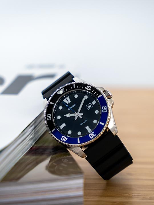 Produktbild Casio Collection (Taucheruhr, 44.20 mm)