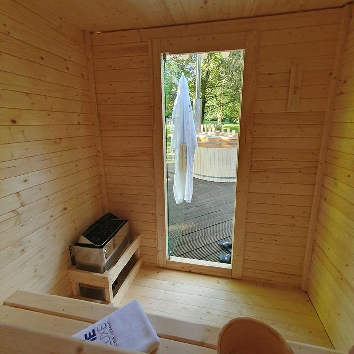 Actual product image Home Deluxe Outdoor sauna house MACAH L- 221 x 217 cm for 4 persons - Sauna with 6kW heater