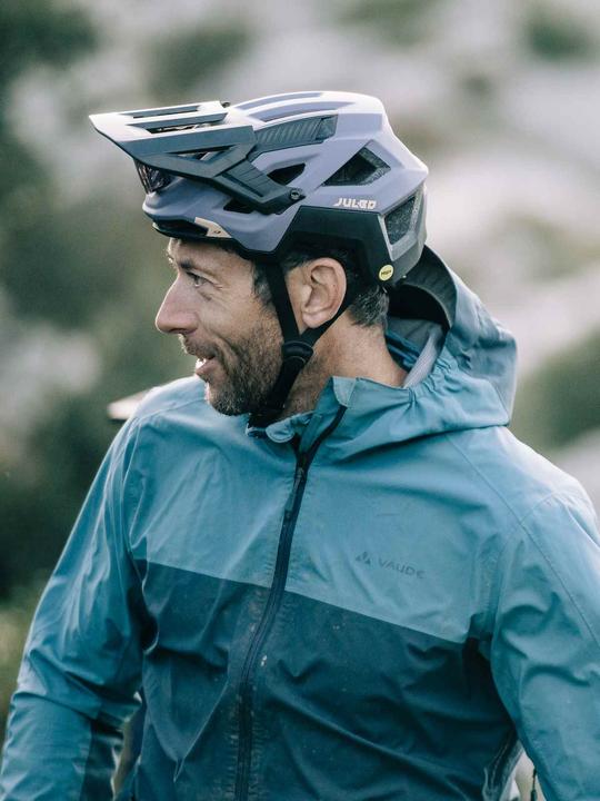 Produktbild Julbo Forest ViolettSchwarz Velohelm 5658 (59 cm)