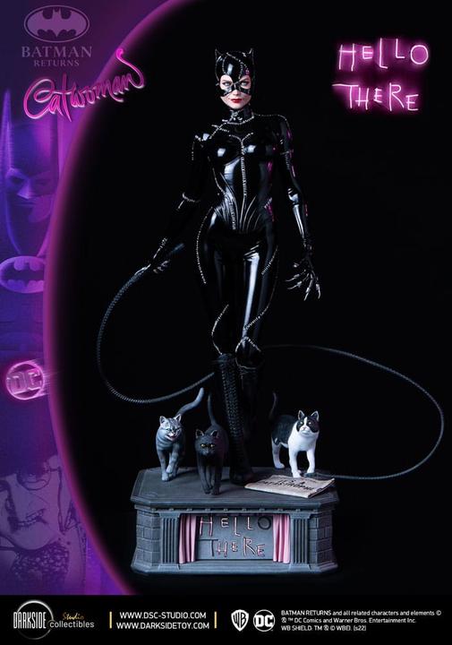 Actual product image Sideshow DC Comics diorama Batman & Catwoman 51 cm