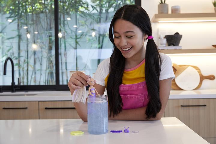 Produktbild Barbie Color Reveal Rainbow Mermaids Chelsea