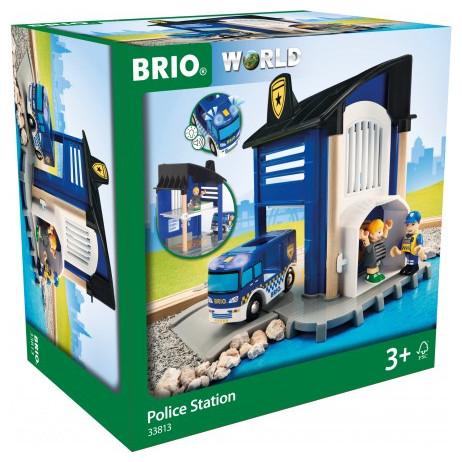 Actual product image Brio Police station with emergency vehicle
