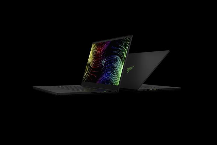Actual product image Razer Blade (17.30", Intel Core i7-12800H, 16 GB, 1000 GB, US)