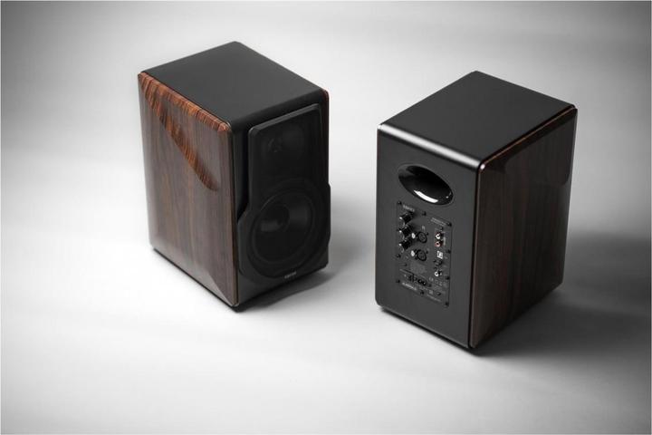 Actual product image Edifier S3000Pro Wireless Stereo Speakers (1 pair, 240 W)