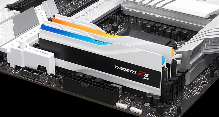 Produktbild G.Skill Trident Z5 RGB (2 x 32GB, 6000 MHz, DDR5-RAM, DIMM)