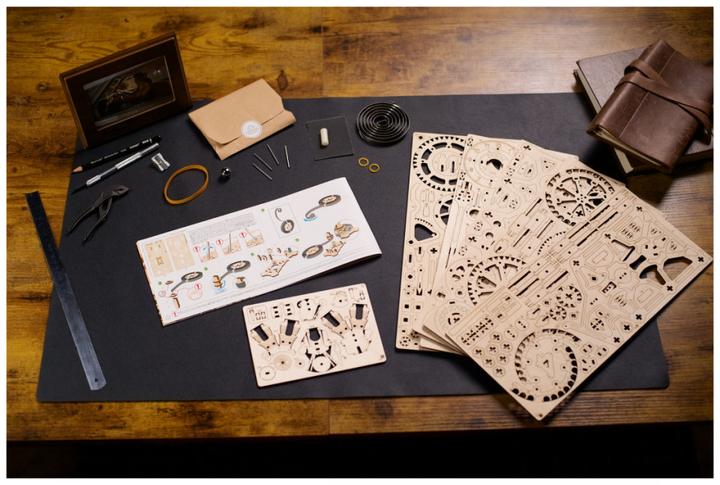 Produktbild Ugears Engine Clock