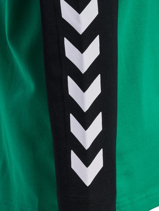 Actual product image hummel Hmlboys T-Shirt L/S (104)