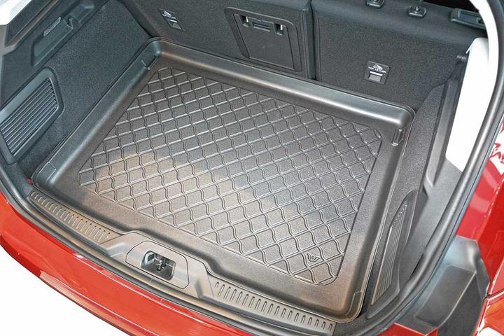 Produktbild ProPlus Kofferraumwanne für Ford Focus Limousine ab 2018 bis heute (erhöhte Ladefläche)
