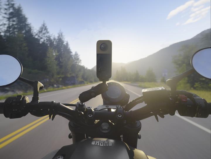 Produktbild Insta360 X3 (30p, WLAN, Bluetooth)