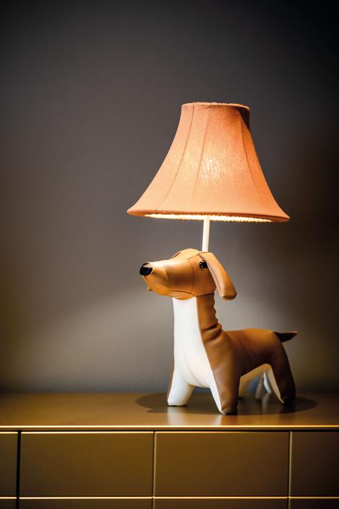 Actual product image Happy Lamps Waldi the dachshund (470 lm)