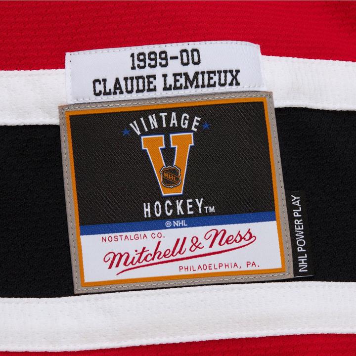 Actual product image Mitchell & Ness Claude Lemieux New Jersey Devils 1999 M&N Jersey - M (M)