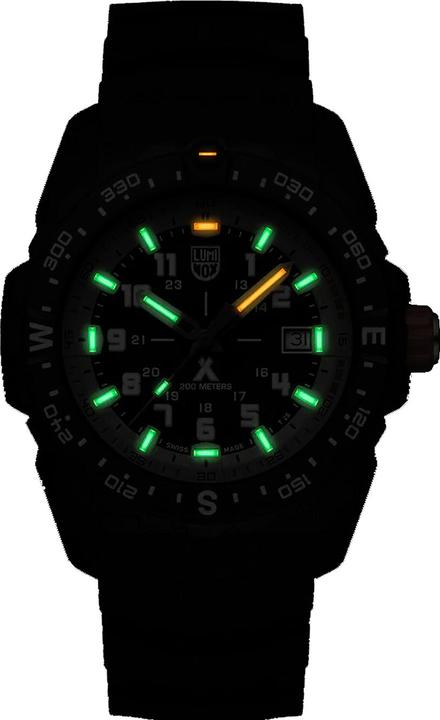 Actual product image Luminox Bear Grylls Survival 3730 Land Series (Diving watch, 43 mm)