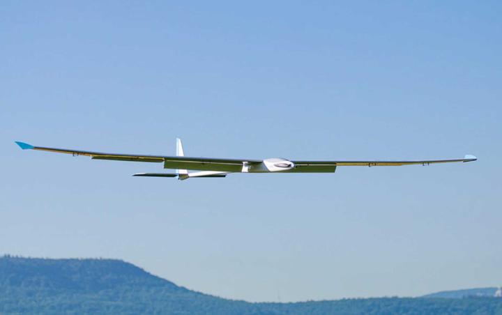 Produktbild Aeronaut Helixx Holzbausatz mit GFK-Rumpf (Segelflugzeug)