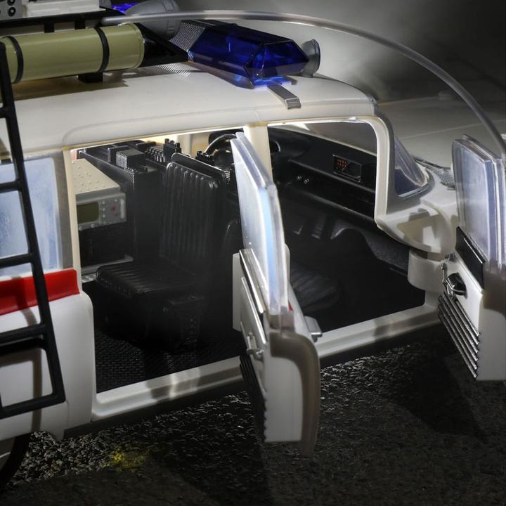 Immagine prodotto Hasbro Ghostbusters Plasma Series Fahrzeug Ecto-1 (1984)