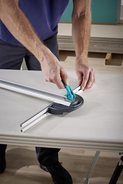 Produktbild wolfcraft T-Schiene mit Parallelschneider