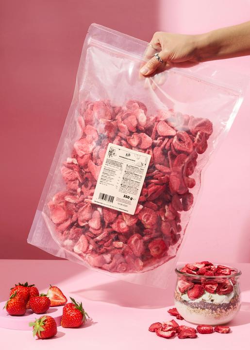 Image du produit KoRo Tranches de fraises lyophilisées (350 g)