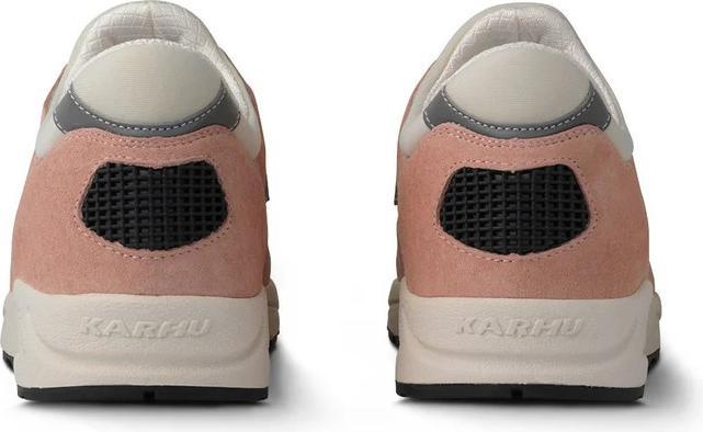 Actual product image Karhu Aria 95 (42)