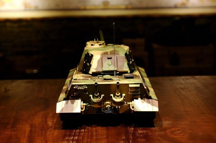 Immagine prodotto Es-toys Heng Long RC serbatoio tedesco re tigre (RTR pronto all'uso)