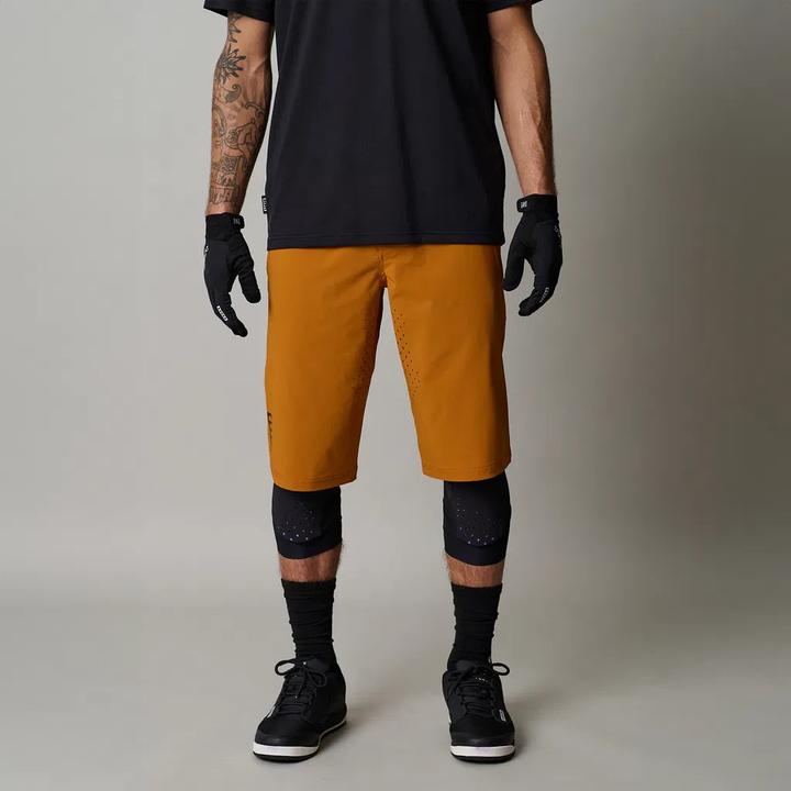 Actual product image ION Bike Shorts Ionic LT (L)