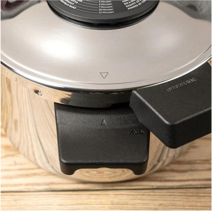 Actual product image Kuhn Rikon Duromatic Classic Neo (22 cm, Steam cooker, Stainless steel)
