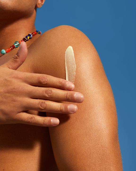 Image du produit NIVEA Crème solaire Protection & Soin To Go SPF 30 (Crème solaire, SPF 30, 50 ml, 65 g)