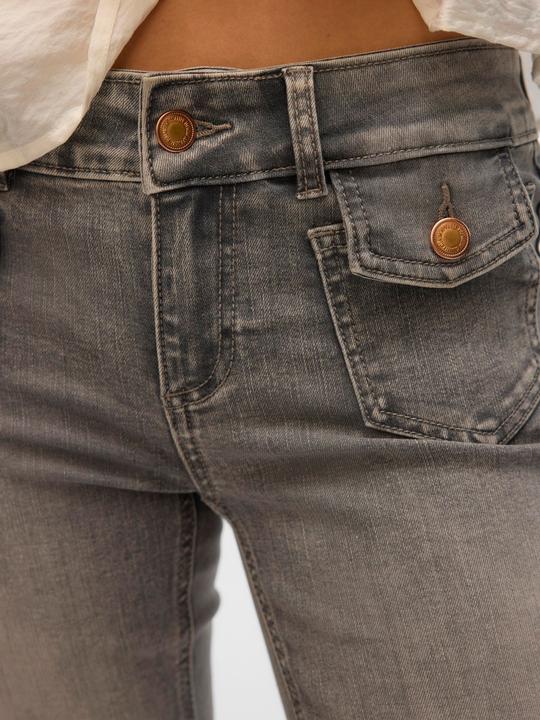 Actual product image Vero Moda VMJEAN Niedrige Taille Ausgestellt Jeans Ausgestellt (L)