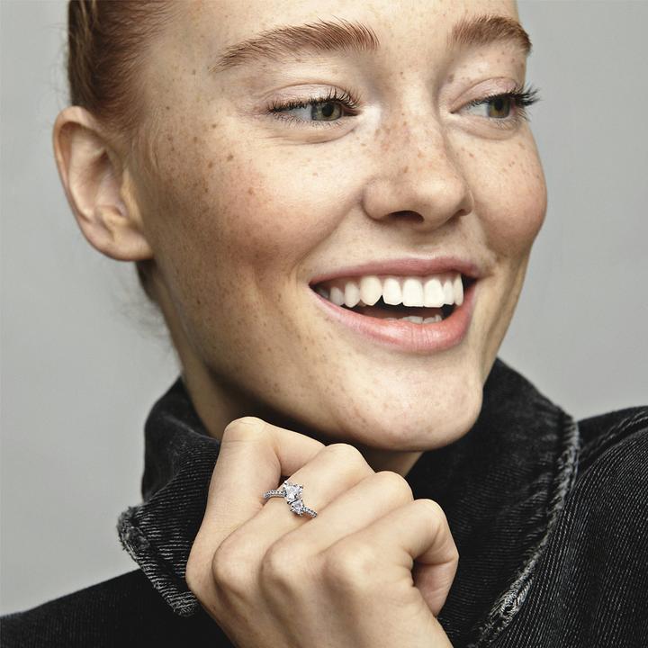Actual product image Pandora Ring sparkling hearts (52, 925 Silver)