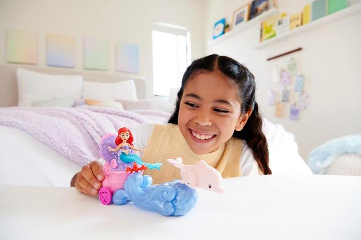 Actual product image Hasbro Ariel's Chariot Adventure