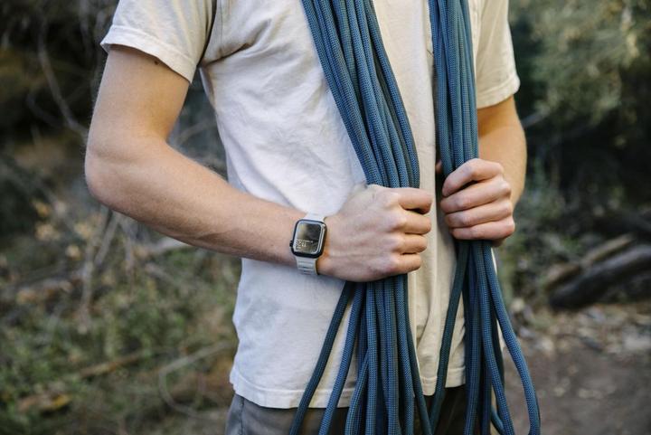 Image du produit Nomad Sport Strap V2 40mm/38mm Lunar Gray (40 mm, Matières plastiques)