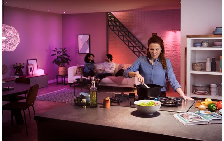 Produktbild Philips Hue Starter-Kit (E27, 11 W, 1055 lm, 3 x, F)