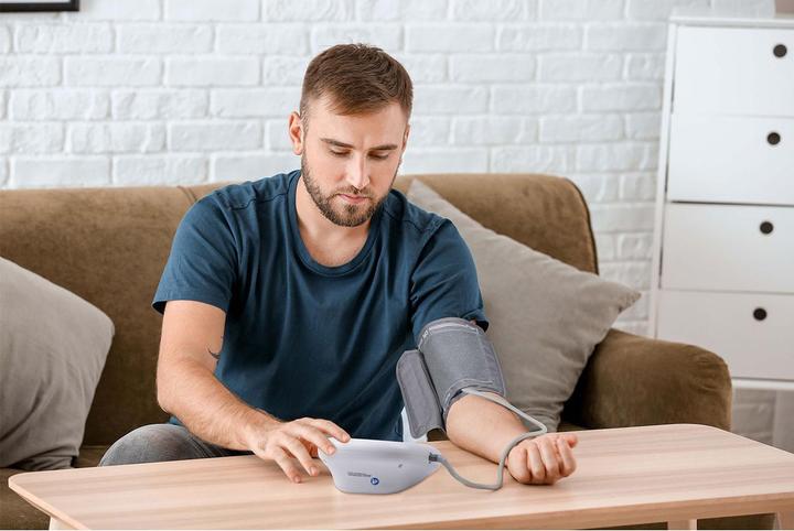 Actual product image Grundig Blutdruck Messgerät (Blood pressure monitor upper arm)
