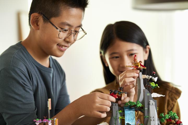 Produktbild LEGO Der legendäre Berg der Blumen und Früchte (80024, LEGO Seltene Sets, LEGO Monkie Kid)