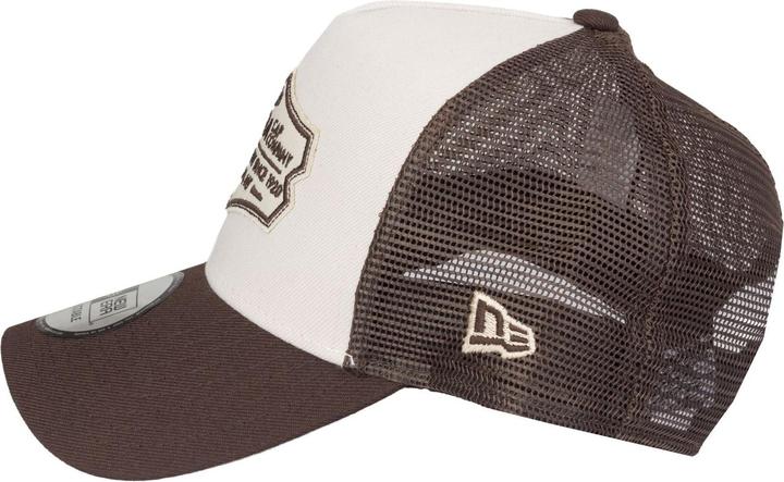 Actual product image New Era Adjustable Trucker Cap - RETRO PATCH brown / beige (One size)