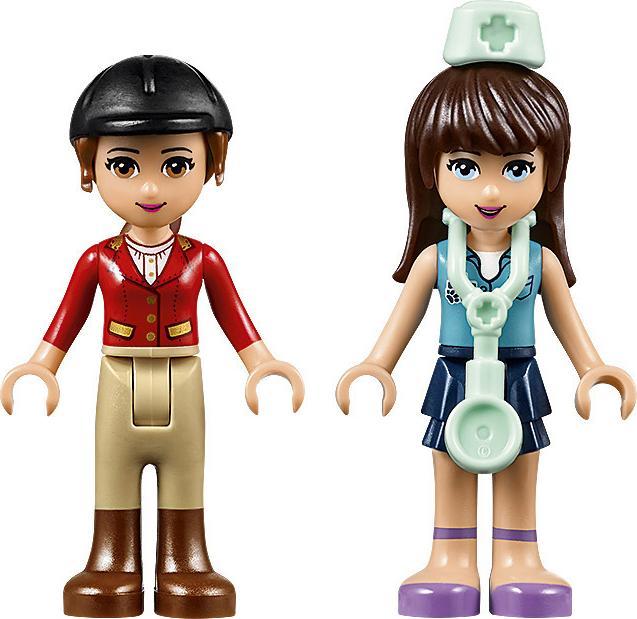 Actual product image LEGO Friends horse trailer and vet (41125, LEGO Friends)