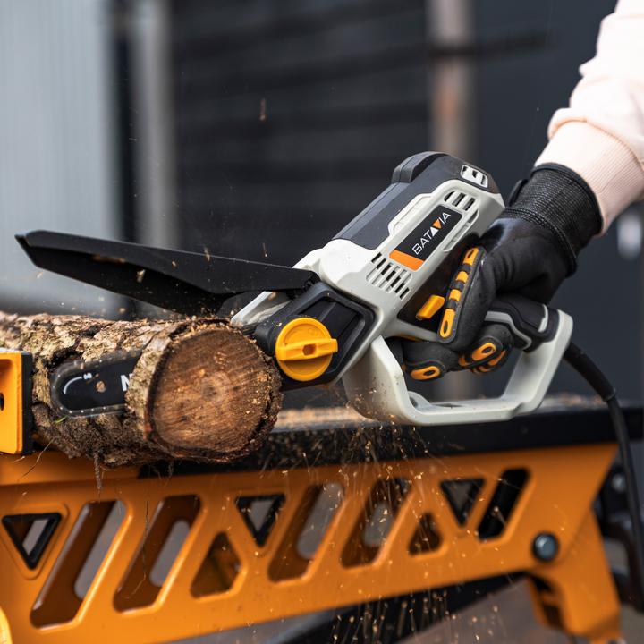 Actual product image Batavia Chainsaw 350W, one-handed 8" electric (Electric chain saw)