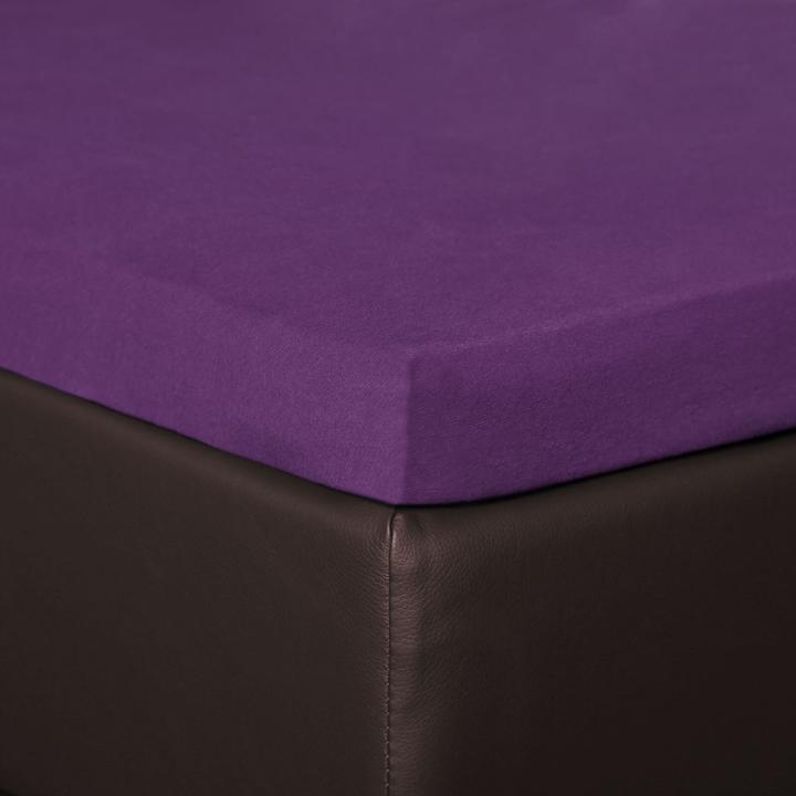 Violet, Mûres