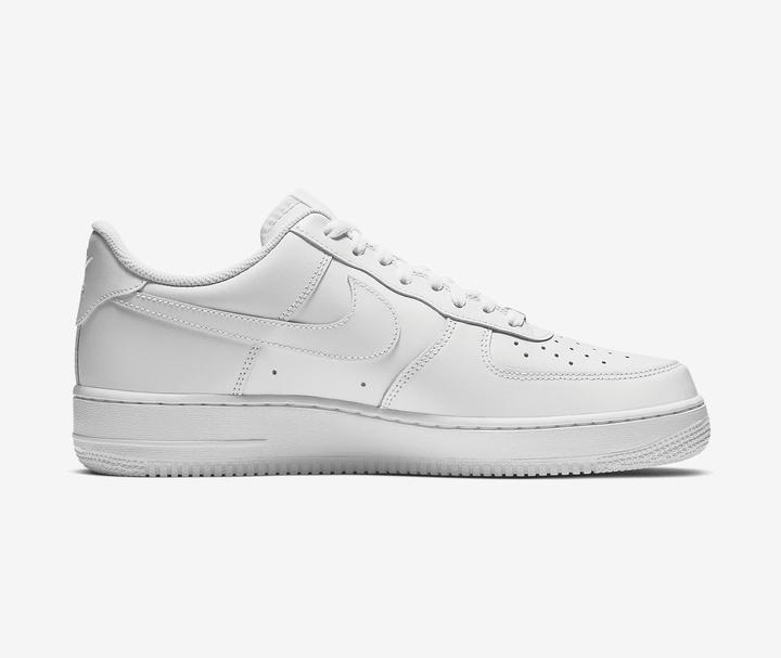 Produktbild Nike Air Force 1 '07 (45)