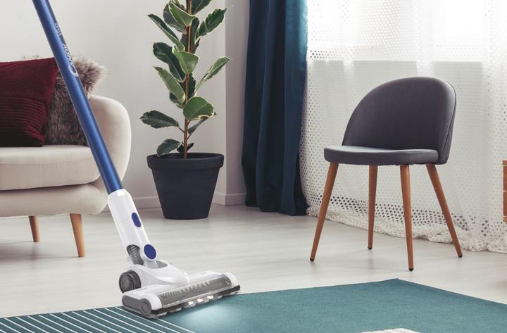 Actual product image Hoover Candy Viva CVIVA15 011 cordless White No bag