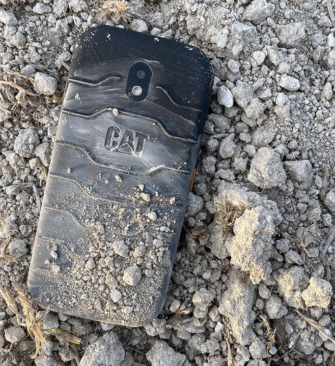 Actual product image Cat S42 (32 GB, Black, 5.50", Dual SIM, 13 Mpx, 4G)