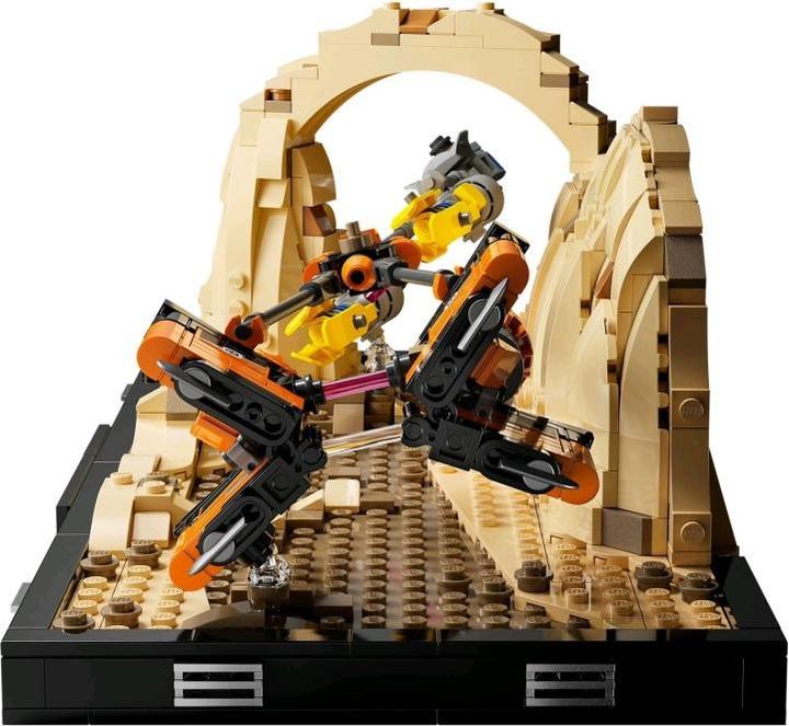 Image du produit LEGO Course de podium à Mos Espa - Diorama (75380, LEGO Star Wars)