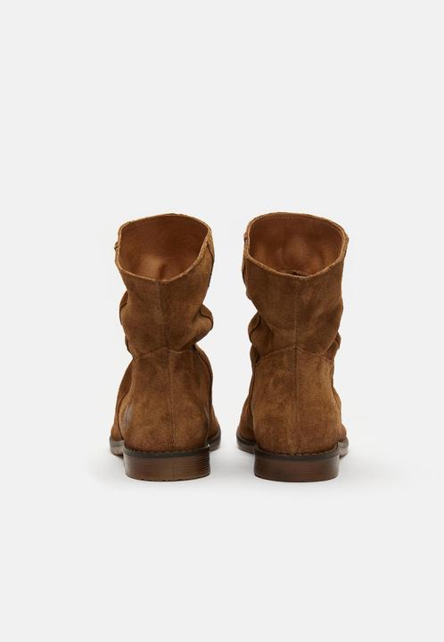 Image du produit Felmini Clash 8114, les bottines à hauteur de cheville en cuir souple avec une finition vintage (39)