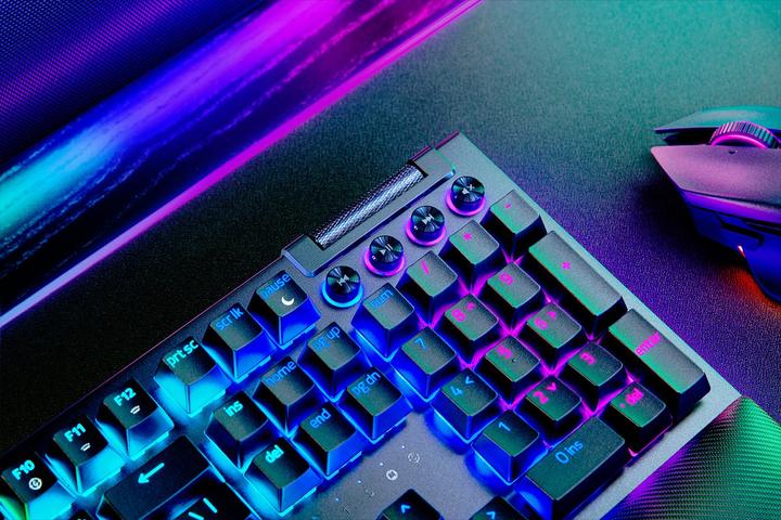 Actual product image Razer BlackWidow V4 Pro (DE, Cable)